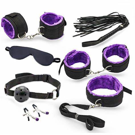 8 Piece Bondage Set